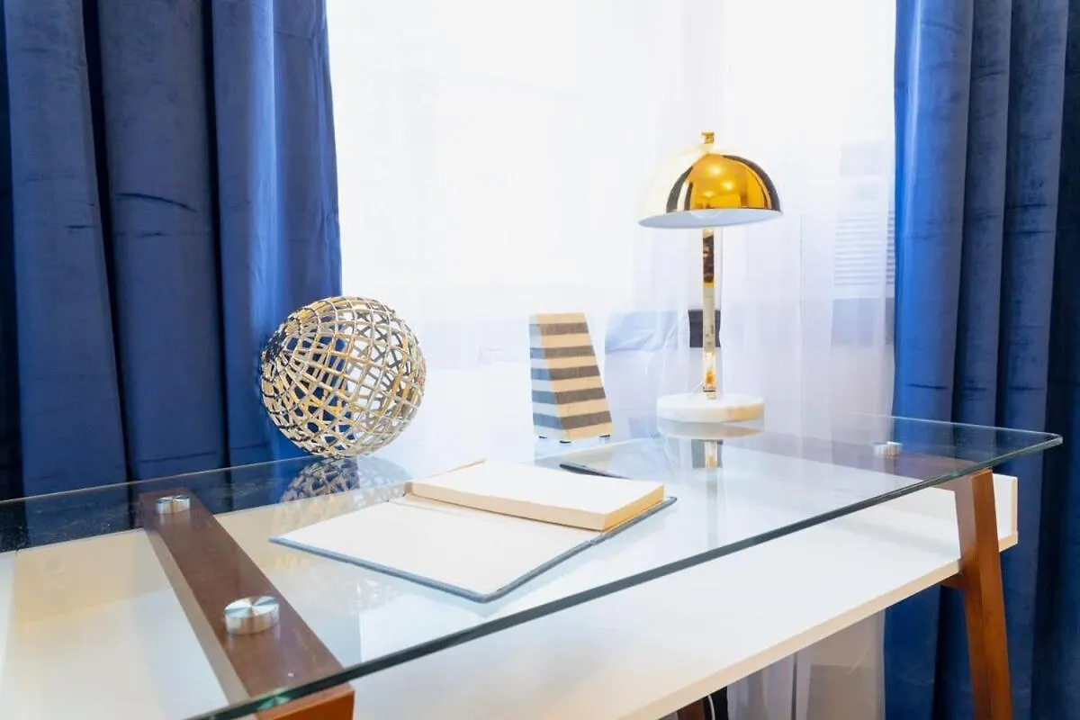 E10-1 Designer East Village Townhouse 1Br New York 0*,