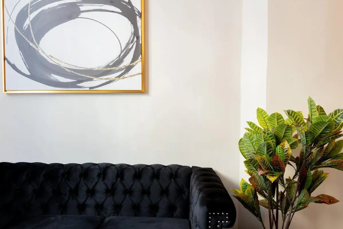 Apartment E10-1 Designer East Village Townhouse 1Br New York United States