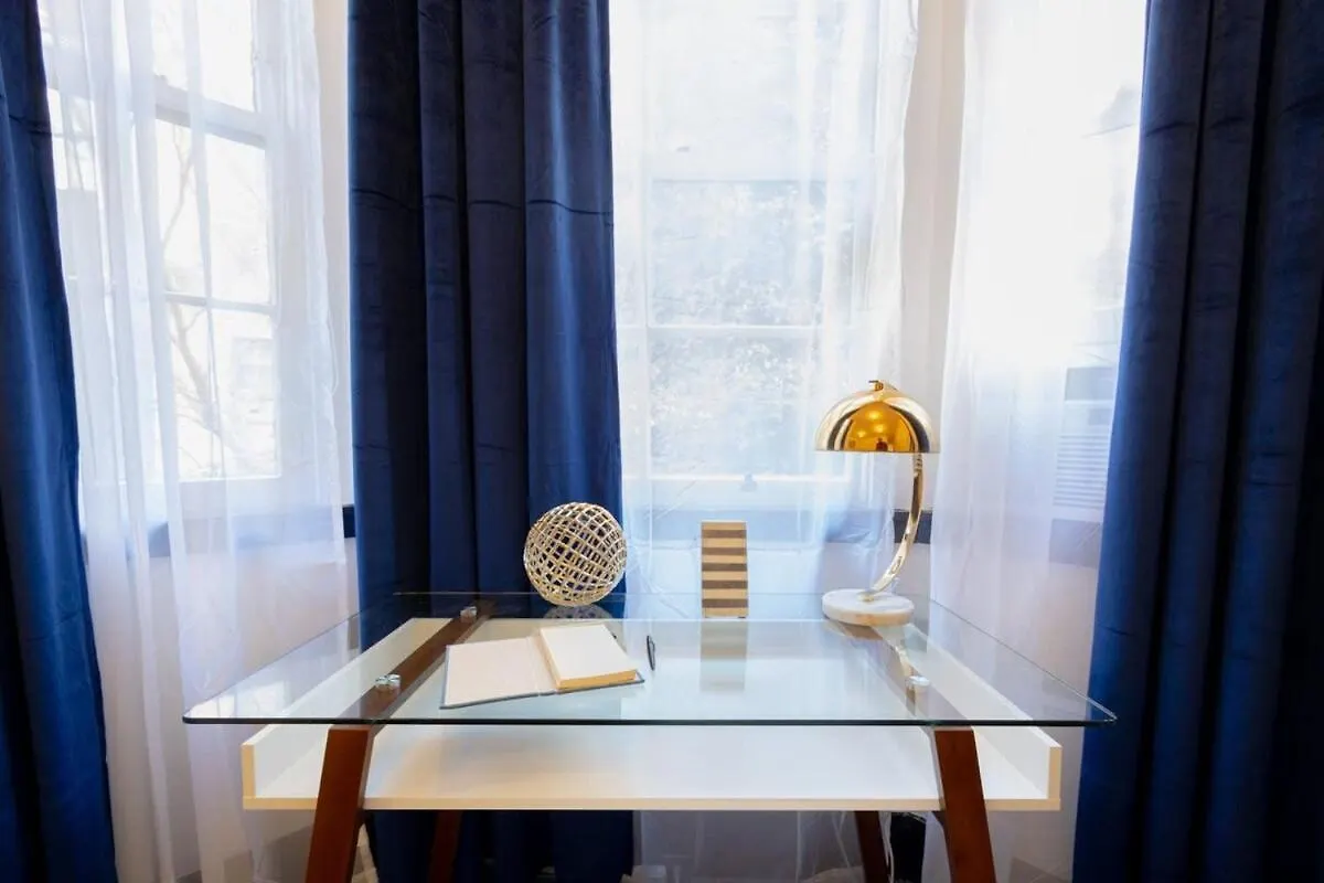 Apartment E10-1 Designer East Village Townhouse 1Br New York