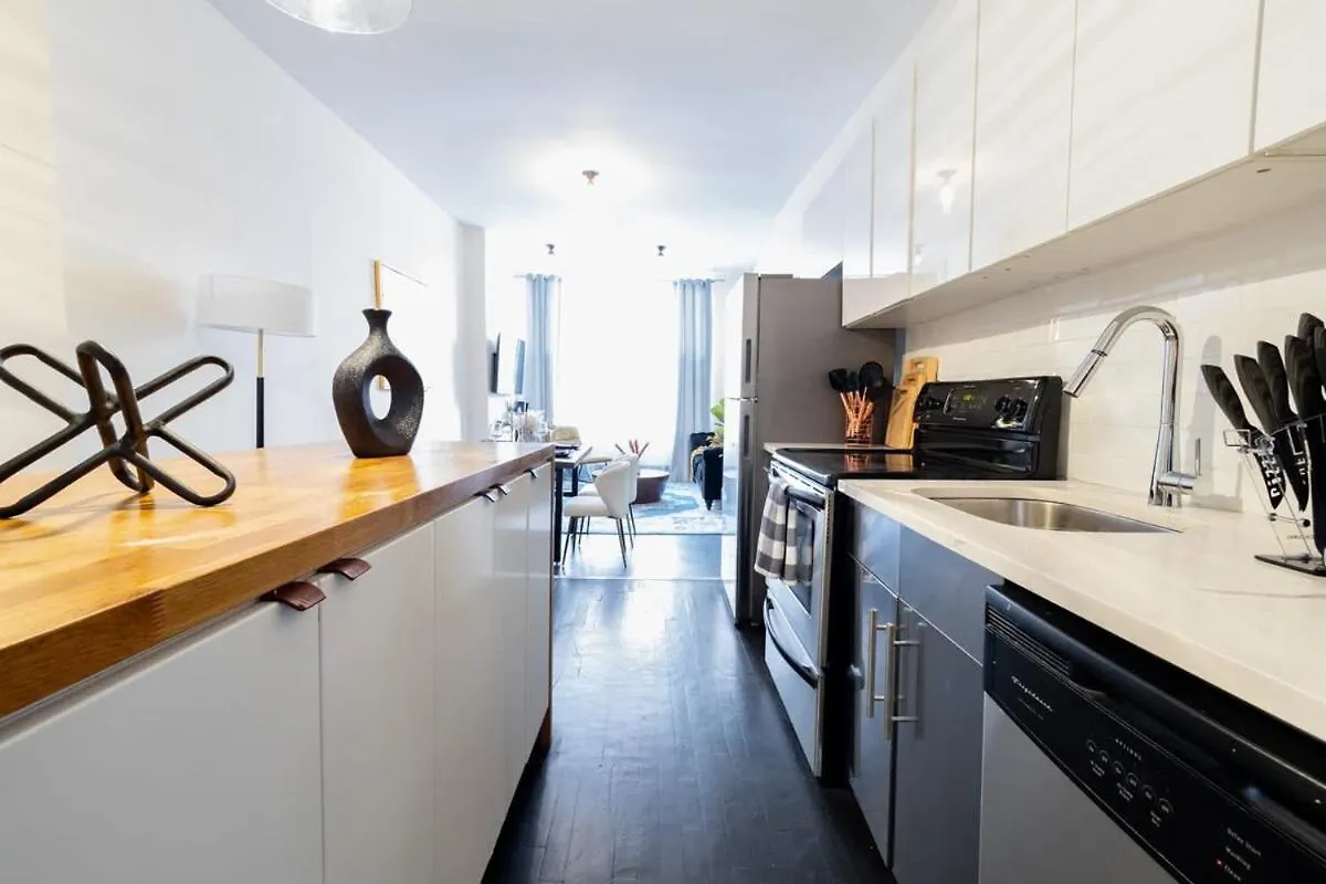 E10-1 Designer East Village Townhouse 1Br نيو يورك