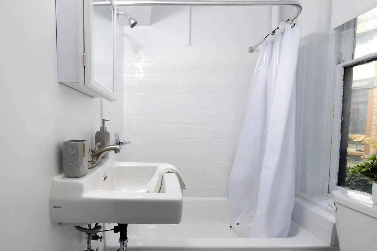 E10-1 Designer East Village Townhouse 1Br نيو يورك 0*,  الولايات المتحدة الأمريكية