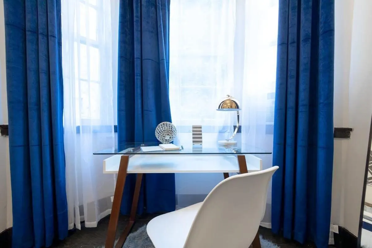 E10-1 Designer East Village Townhouse 1Br نيو يورك